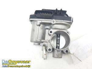 Gebruikte Gasklephuis Mitsubishi Space Star (A0) 1.2 12V Prijs € 29,99 Margeregeling aangeboden door Autodemontagebedrijf De Ooyevaar