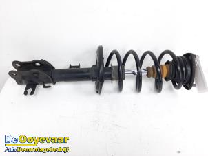 Gebruikte Mac Phersonpoot rechts-voor Mazda CX-5 I (KE,GH) 2.2 Skyactiv D 16V 4WD Prijs € 19,99 Margeregeling aangeboden door Autodemontagebedrijf De Ooyevaar