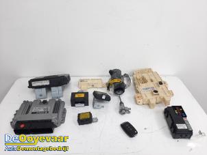 Używane Stacyjka + sterownik Kia Soul II (PS) 1.6 GDI 16V Cena € 149,99 Procedura marży oferowane przez Autodemontagebedrijf De Ooyevaar