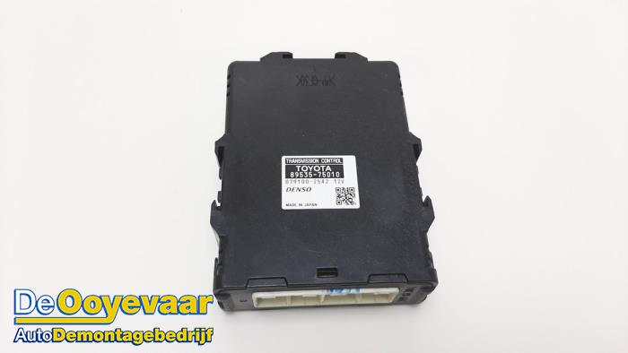 Dator, automatisk växellåda från en Toyota Auris (E15) 1.8 16V HSD Full Hybrid 2011