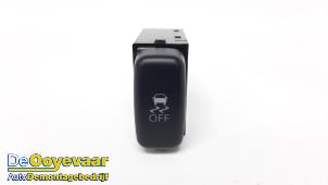 Używane Przelacznik ESP Mitsubishi ASX 1.8 DI-D HP MIVEC 16V Cena € 5,00 Procedura marży oferowane przez Autodemontagebedrijf De Ooyevaar