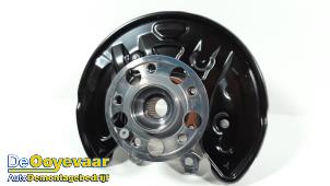 Gebruikte Fusee links-achter Mercedes EQC (N293) 400 4-Matic Prijs € 49,99 Margeregeling aangeboden door Autodemontagebedrijf De Ooyevaar