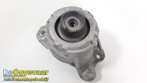 Gebruikte Motorrubber Mercedes EQC (N293) 400 4-Matic Prijs € 39,99 Margeregeling aangeboden door Autodemontagebedrijf De Ooyevaar