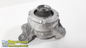 Gebruikte Motorrubber Mercedes EQC (N293) 400 4-Matic Prijs € 29,99 Margeregeling aangeboden door Autodemontagebedrijf De Ooyevaar