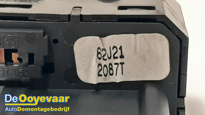 Spiegel Schakelaar van een Suzuki Swift (ZC/ZD) 1.2 Dual Jet 16V 2018