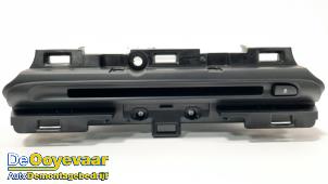 Gebruikte Multi Media Regelunit Mazda CX-5 II (KF) 2.5 SkyActiv-G 194 16V 4WD Prijs € 89,99 Margeregeling aangeboden door Autodemontagebedrijf De Ooyevaar