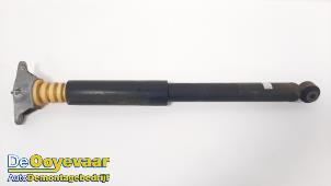 Gebruikte Schokdemper rechts-achter Mazda CX-5 II (KF) 2.5 SkyActiv-G 194 16V 4WD Prijs € 29,99 Margeregeling aangeboden door Autodemontagebedrijf De Ooyevaar