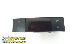 Gebruikte Kachel Bedieningspaneel Mercedes CLS Shooting Brake (X218) 63 AMG S 5.5 V8 32V 4-Matic Prijs € 44,98 Margeregeling aangeboden door Autodemontagebedrijf De Ooyevaar