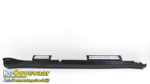 Gebruikte Zijskirt rechts Mini Countryman (R60) 1.6 16V Cooper S Prijs € 59,99 Margeregeling aangeboden door Autodemontagebedrijf De Ooyevaar