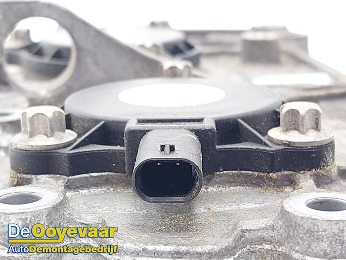 Nokkenas Verstelling van een Mercedes-Benz C Estate (S205) C-200 2.0 CGI 16V 2018