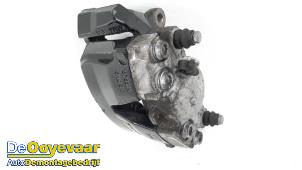 Gebruikte Remklauw (Tang) links-voor Audi S5 Cabriolet (8F7) 3.0 TFSI V6 24V Quattro Prijs € 129,99 Margeregeling aangeboden door Autodemontagebedrijf De Ooyevaar