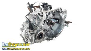 Begagnade Växellåda Hyundai i20 1.4i 16V Pris € 300,00 Marginaltabell erbjuds av Autodemontagebedrijf De Ooyevaar