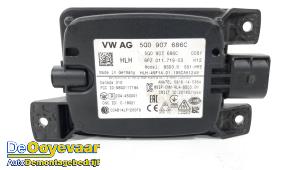 Gebruikte Radar sensor Skoda Karoq 1.6 TDI 16V Prijs € 59,99 Margeregeling aangeboden door Autodemontagebedrijf De Ooyevaar