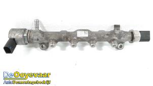 Begagnade Bränsleinsprutningsmunstycke Audi A6 Avant (C7) 2.0 TDI 16V Pris € 25,00 Marginaltabell erbjuds av Autodemontagebedrijf De Ooyevaar