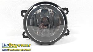 Begagnade Dimljus, höger fram Suzuki SX4 S-Cross (JY) 1.0 Booster Jet Turbo 12V Pris € 9,99 Marginaltabell erbjuds av Autodemontagebedrijf De Ooyevaar