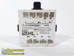 Gebruikte Centrale Deurvergrendelings Module Mercedes C (W205) C-200 2.0 CGI 16V Prijs € 19,99 Margeregeling aangeboden door Autodemontagebedrijf De Ooyevaar