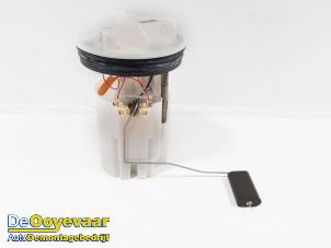 Gebruikte Brandstofpomp Elektrisch Ford Fiesta 7 1.0 EcoBoost 12V 100 Prijs € 29,99 Margeregeling aangeboden door Autodemontagebedrijf De Ooyevaar