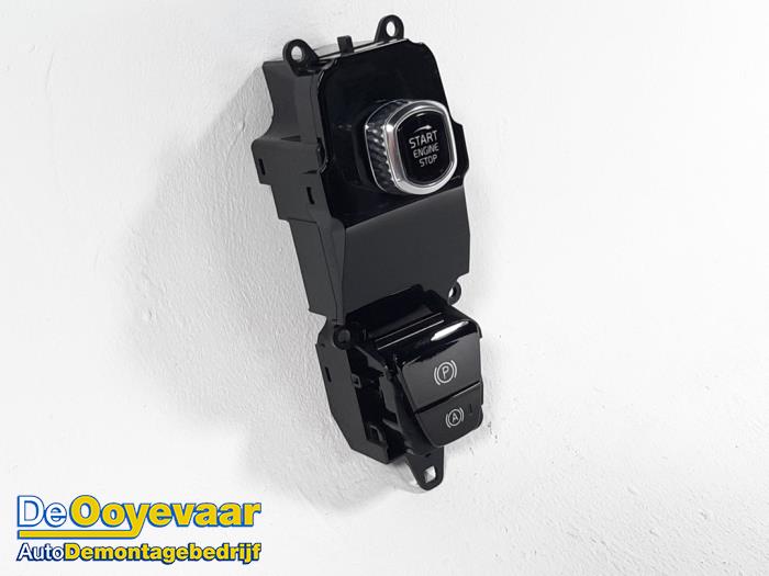 Brytare, parkeringsbroms från en Volvo S90 II 2.0 D4 16V 2017