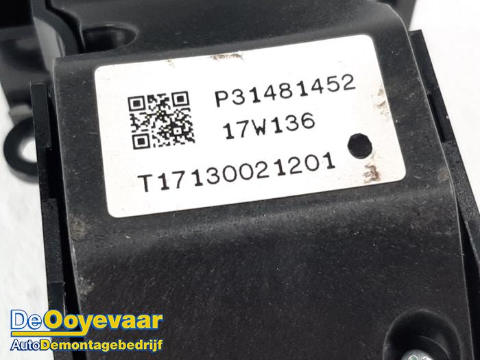 Brytare, parkeringsbroms från en Volvo S90 II 2.0 D4 16V 2017