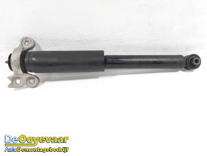 Gebruikte Schokdemper links-achter Opel Insignia Grand Sport 2.0 D 16V Prijs € 29,99 Margeregeling aangeboden door Autodemontagebedrijf De Ooyevaar