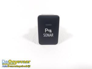 Begagnade PDC-brytare Mitsubishi Outlander (GF/GG) 2.0 16V PHEV 4x4 Pris € 9,99 Marginaltabell erbjuds av Autodemontagebedrijf De Ooyevaar