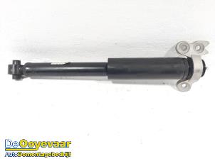 Begagnade Stötdämpare, höger bak Opel Insignia Grand Sport 1.5 CDTI 12V Pris € 29,99 Marginaltabell erbjuds av Autodemontagebedrijf De Ooyevaar