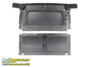 Gebruikte Tussenschot Cabine Volkswagen Caddy Cargo V (SBA/SBH) 2.0 TDI BlueMotionTechnology Prijs € 349,99 Margeregeling aangeboden door Autodemontagebedrijf De Ooyevaar