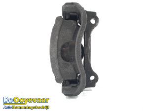 Begagnade Bakre bromsok, höger Fiat Ducato (250) 2.3 D 130 Multijet Pris € 39,99 Marginaltabell erbjuds av Autodemontagebedrijf De Ooyevaar