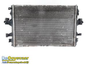 Gebruikte Radiateur Volkswagen Transporter/Caravelle T5 2.5 TDi Prijs € 19,99 Margeregeling aangeboden door Autodemontagebedrijf De Ooyevaar