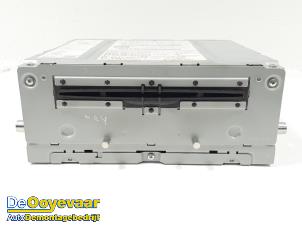 Gebruikte Navigatie Systeem Mercedes C (W205) C-350 e 2.0 16V Prijs € 175,00 Margeregeling aangeboden door Autodemontagebedrijf De Ooyevaar