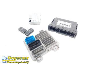 Begagnade Tändningslås + dator Opel Mokka/Mokka X X 1.4 Turbo 16V 4x2 Pris € 175,00 Marginaltabell erbjuds av Autodemontagebedrijf De Ooyevaar