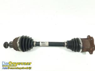 Begagnade Drivaxel, vänster fram Audi SQ5 (8RB) 3.0 TFSI V6 24V Pris € 199,99 Marginaltabell erbjuds av Autodemontagebedrijf De Ooyevaar