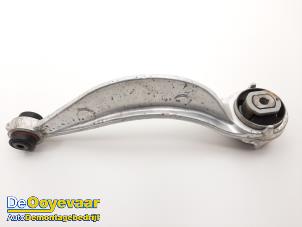 Gebruikte Draagarm rechts-voor Landrover Range Rover Velar (LY) 2.0 16V P300 AWD Prijs € 49,99 Margeregeling aangeboden door Autodemontagebedrijf De Ooyevaar