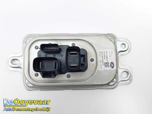 Begagnade Batterikontrollmodul Landrover Range Rover Velar (LY) 2.0 16V P300 AWD Pris € 25,00 Marginaltabell erbjuds av Autodemontagebedrijf De Ooyevaar