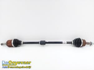 Begagnade Drivaxel, höger fram Opel Corsa E 1.3 CDTi 16V ecoFLEX Pris € 49,99 Marginaltabell erbjuds av Autodemontagebedrijf De Ooyevaar