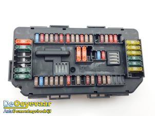 Begagnade Säkringsbox BMW 1 serie (F21) 116i 1.6 16V Pris € 19,98 Marginaltabell erbjuds av Autodemontagebedrijf De Ooyevaar