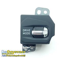 Begagnade Lägesbrytare, automatisk växellåda Lynk &amp; Co 01 1.5 PHEV Pris € 19,99 Marginaltabell erbjuds av Autodemontagebedrijf De Ooyevaar