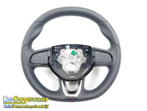 Begagnade Ratt Lynk &amp; Co 01 1.5 PHEV Pris € 159,99 Marginaltabell erbjuds av Autodemontagebedrijf De Ooyevaar