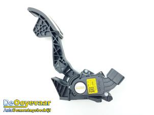 Gebruikte Gaspedaal Skoda Fabia III (NJ3) 1.0 TSI 12V Prijs € 5,00 Margeregeling aangeboden door Autodemontagebedrijf De Ooyevaar