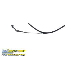 Begagnade Främre torkararm Renault Scénic IV (RFAJ) 1.5 Energy dCi 110 Pris € 15,00 Marginaltabell erbjuds av Autodemontagebedrijf De Ooyevaar