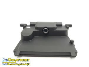 Gebruikte Camera voorzijde Ford Puma 1.0 Ti-VCT EcoBoost 12V Prijs € 79,99 Margeregeling aangeboden door Autodemontagebedrijf De Ooyevaar