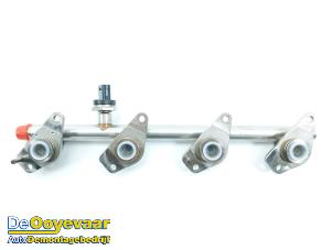 Gebruikte Galerij (Injectie) Mercedes GLA (156.9) 1.6 180 16V Prijs € 19,99 Margeregeling aangeboden door Autodemontagebedrijf De Ooyevaar