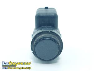 Gebruikte Sensor PDC BMW 5 serie Gran Turismo (F07) 550i xDrive V8 32V TwinPower Turbo Prijs € 9,99 Margeregeling aangeboden door Autodemontagebedrijf De Ooyevaar