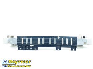 Begagnade Främre stötfångarram BMW 5 serie Gran Turismo (F07) 550i xDrive V8 32V TwinPower Turbo Pris € 199,99 Marginaltabell erbjuds av Autodemontagebedrijf De Ooyevaar