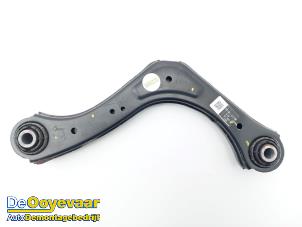 Gebruikte Draagarm boven rechts-achter Kia Niro I (DE) 1.6 GDI PHEV Prijs € 49,99 Margeregeling aangeboden door Autodemontagebedrijf De Ooyevaar