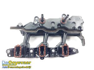 Używane Wentylacja skrzyni korbowej Renault Trafic New (FL) 2.0 dCi 16V 90 Cena € 29,99 Procedura marży oferowane przez Autodemontagebedrijf De Ooyevaar