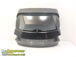 Gebruikte Achterklep Porsche Macan (95B) 3.6 V6 24V Turbo Prijs € 1.099,99 Margeregeling aangeboden door Autodemontagebedrijf De Ooyevaar