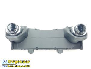 Begagnade Värmekontrollpanel Lynk &amp; Co 01 1.5 PHEV Pris € 89,99 Marginaltabell erbjuds av Autodemontagebedrijf De Ooyevaar