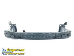 Begagnade Främre stötfångarram Volkswagen Golf VII (AUA) 2.0 GTI 16V Performance Package Pris € 225,00 Marginaltabell erbjuds av Autodemontagebedrijf De Ooyevaar