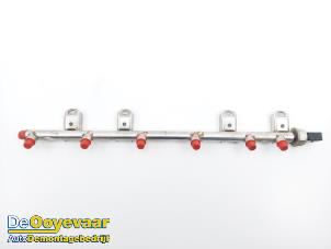 Begagnade Bränsleinsprutningsmunstycke BMW X6 (E71/72) xDrive35i 3.0 24V Pris € 49,99 Marginaltabell erbjuds av Autodemontagebedrijf De Ooyevaar